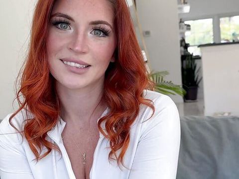 LibertyPorno presents: My roommates girlfriend helps me relax after work and gets a huge facial