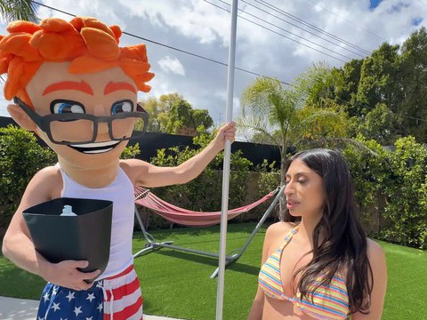 LibertyPorno presents: Cabana heat: sona rides the wave of pleasure with porndude